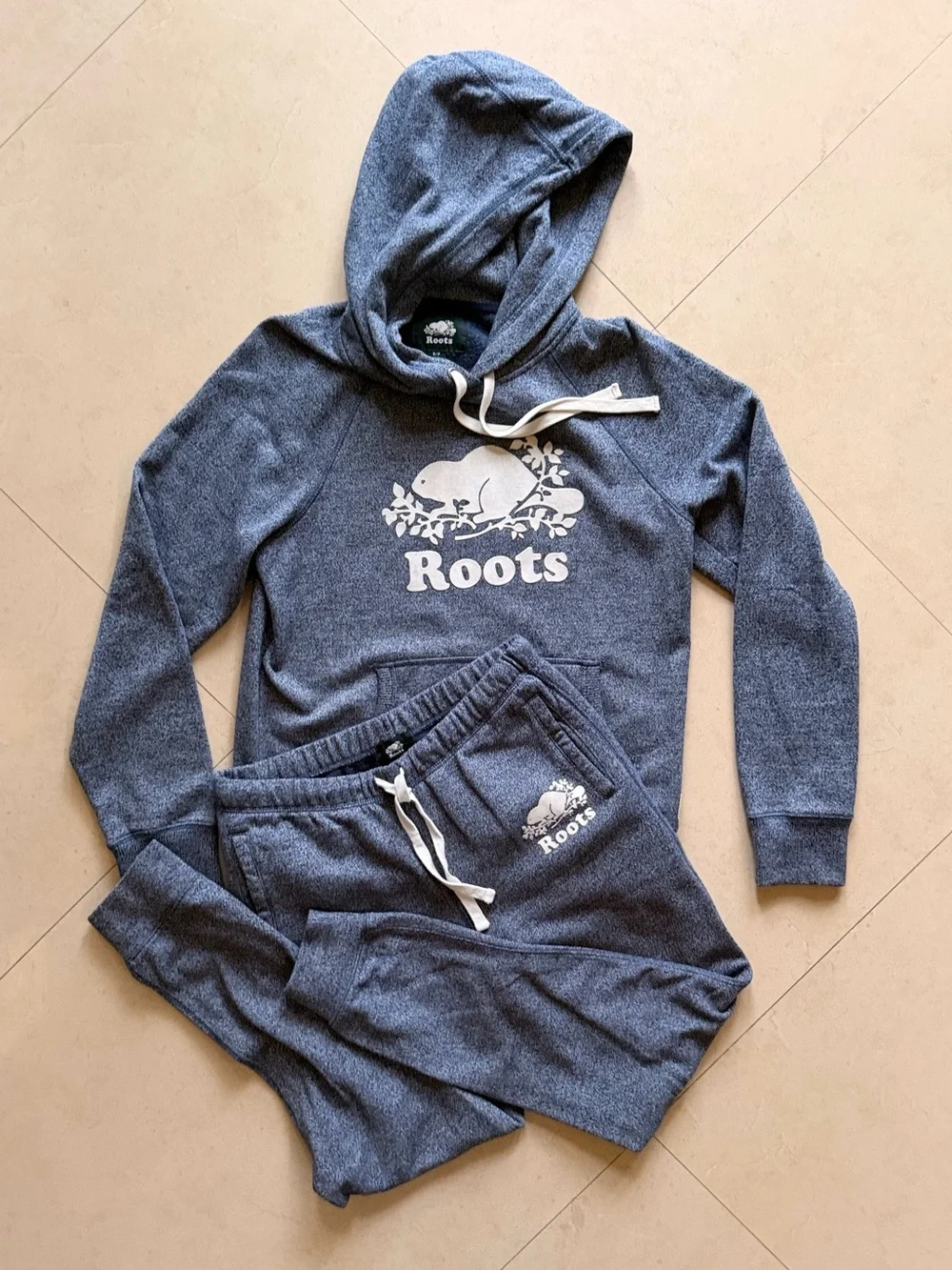 ✨ Roots Canada Original Matching Sweatsuit Set - Size S ✨
